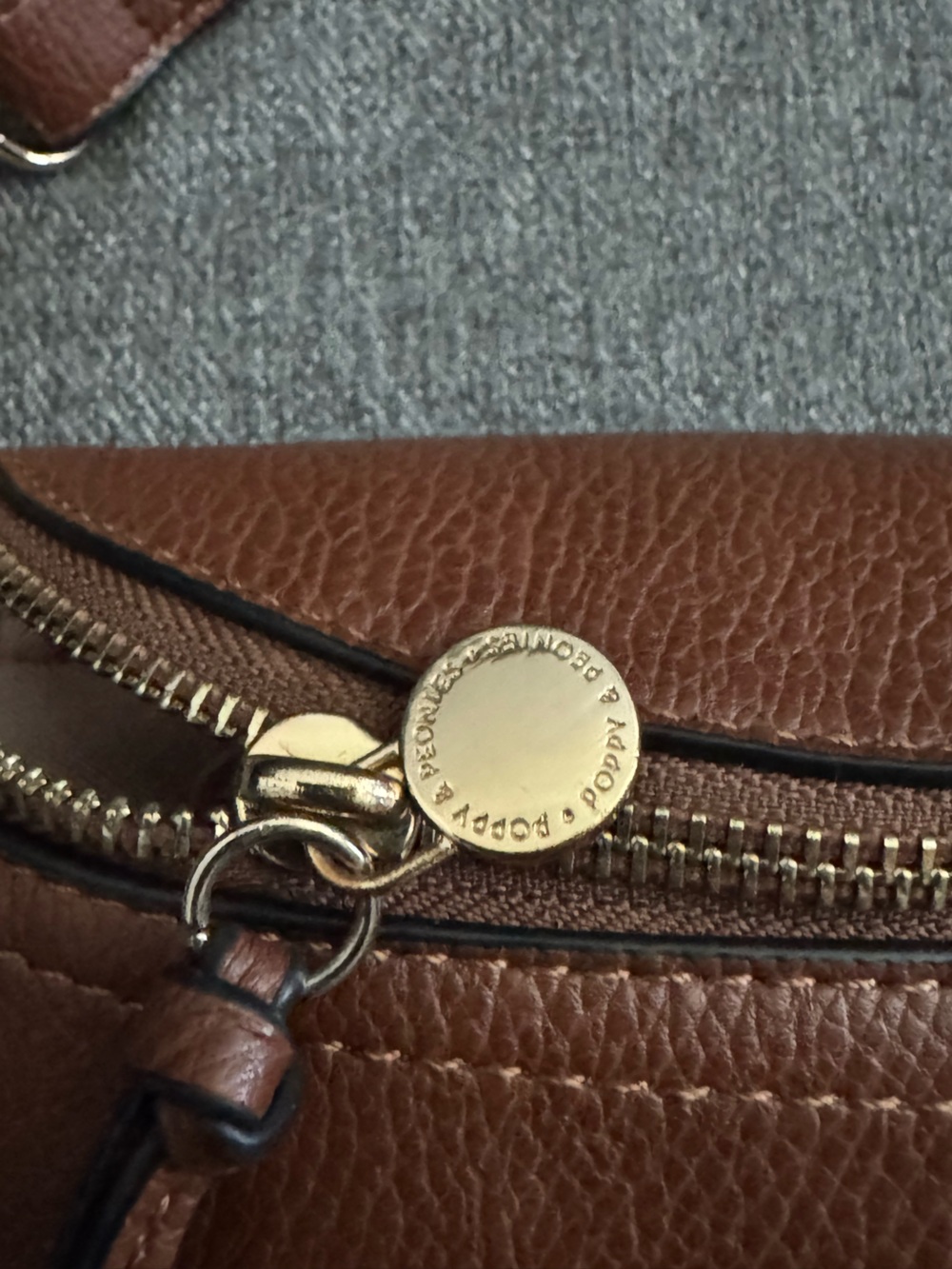 Poppy & Peonies Sidekick chestnut Brown Pebbled Leather Crossbody Bag - Picture 6 of 15